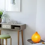 Lovely 3-Bedroom Apartment In Prokymea Court