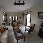 Eve Pissouri Xιnisteri Villa