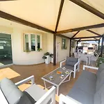 La Vita Villa #1
