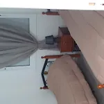 Akamandos 76