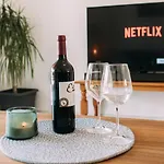 The Salnik Beach Apartment