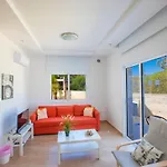 Panayia Sea View Apts