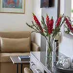 Queens Bay Hotel