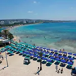 Limanaki Beach Hotel & Suites