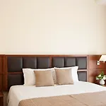 Ajax Hotel
