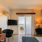 Cavo Zoe Seaside Hotel