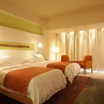 E-Hotel Larnaca Resort & Spa