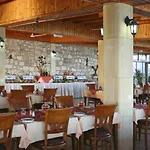 Corallia Beach Hotel Apartments