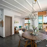 Chris Le Mare Luxury Villa
