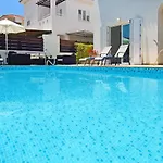 Villa Palm