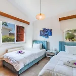 Villa Marina Sunrise By Ezoria Villas