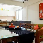 Stylish 2 Bedroom Apartment In Pegia