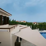 Villa Leonidas