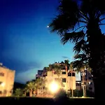 Blue Crane Hotel Apts