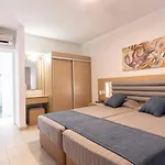 Vrissaki Hotel Apartments