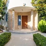 Rafaella Villa In Latchi With Private Garden