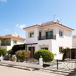 Villa Carolina