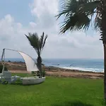 Sea Front Villa With Private Heated Pool, Quiet Area Paphos 322