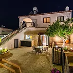 Kamara Boutique Guest Houses By Ezoria Villas
