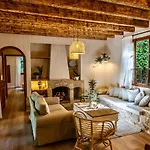 Secret Forest - Wellness Retreat & Healing Spa (Adults Only)