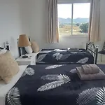 Spacious 2 Bedroom Apartment
