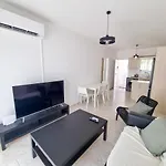 Beach Vibes Beachfront Apartment