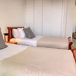 Phaedrus Living Coral Suites Bliss