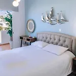 Phaedrus Living: Harmony Sea View