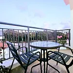 1-2Bd Beach Apartments