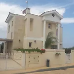 Anthorina Villa 8