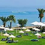 Polyxenia Isaak Luxury Villas And Apartments