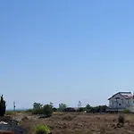 New Sea View Flat In Long Beach