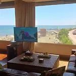 Quattro Sea View Beachfront Ap 6
