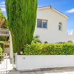 The Bridge Villa By Ezoria Villas