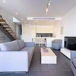 Sunset Park Villas