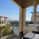 Eleona\'S Royal Gardens By Yiota - Luxury 2 Bed Apartment In Exclusive Complex
