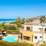 Villa Tsikkos Ena