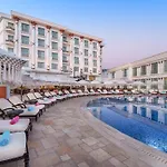 Les Ambassadeurs Hotel Casino&Marina