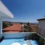 Indie7House