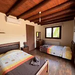 Valencia Grove Villa