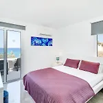 Beach Front Aqua Marina By Ezoria Villas