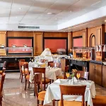 Kapetanios Limassol Hotel