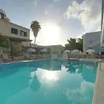 Nereus Hotel