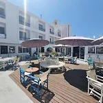 Nereus Hotel