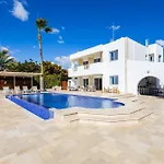 Villa Chrysta