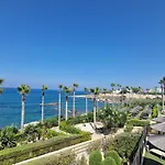 Romanson Seaview Apartment