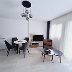 Thalassa Beach Resort: Charming One-Bedroom Retreat