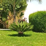 Himonas Apartments