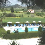 Ampelokipi Holiday Apartments