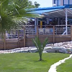 Myroandrou Beach Hotel Apartments